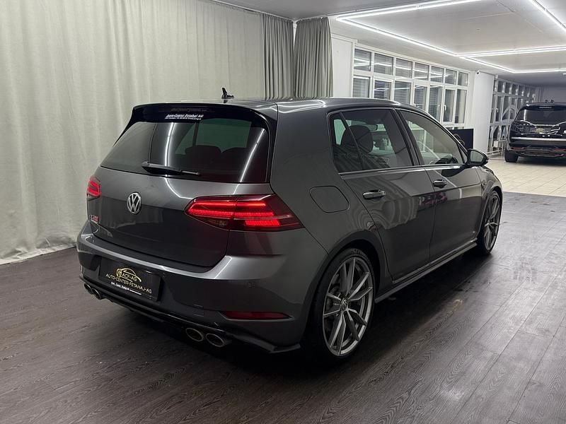 Gebraucht VW Golf VII R 301 PS (221 kW) 2019