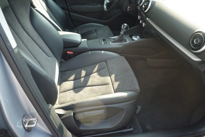 Gebraucht Audi A3 Ambiente 180 PS (132 kW) 2015 Limousine