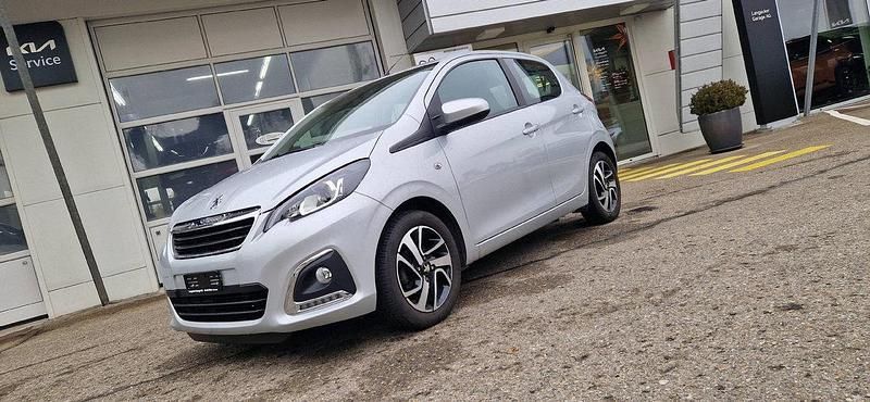 Gebraucht Peugeot 108 Allure 82 PS (60 kW) 2016 Silber Limousine