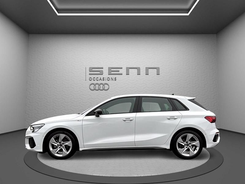 Gebraucht Audi A3 Attraction 150 PS (110 kW) 2021 Weiss Limousine