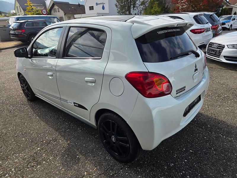 Gebraucht Mitsubishi Space Star Intense 80 PS (58 kW) 2014 Van / Kleinbus