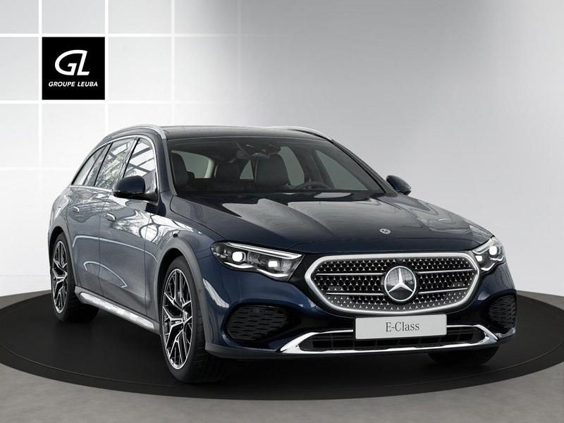 Gebraucht Mercedes E450 Exclusive 367 PS (269 kW) 2024 Blau Kombi