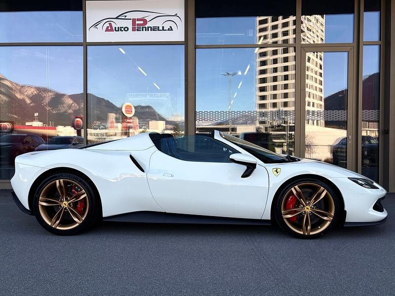 Neu Ferrari 296 830 PS (610 kW) 2025