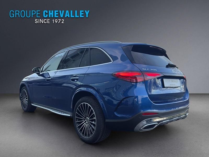 Neu Mercedes GLC200 204 PS (150 kW) 2026 Blau SUV