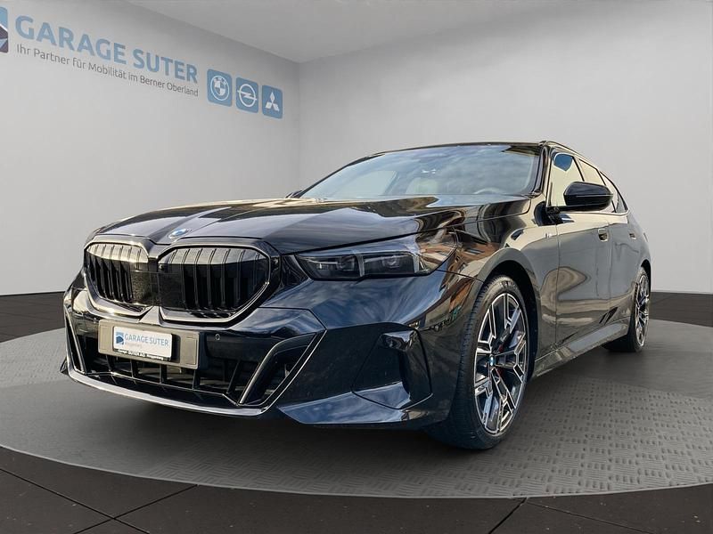 Schwarz Gebraucht 2025 BMW 520 Comfort Edition Kombi | CHF 59’800 (Fairer Preis) - Bild 1/4