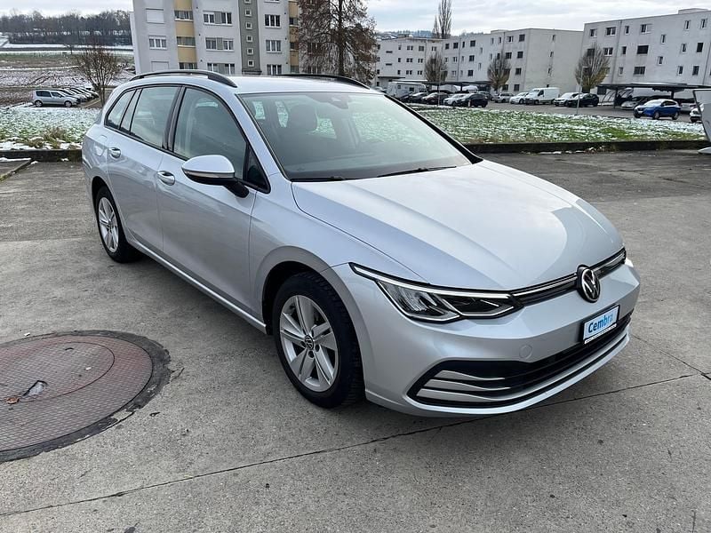 Gebraucht 2021 VW Golf VIII Life Kombi | CHF 14’900 (Guter Preis) - Bild 1/4