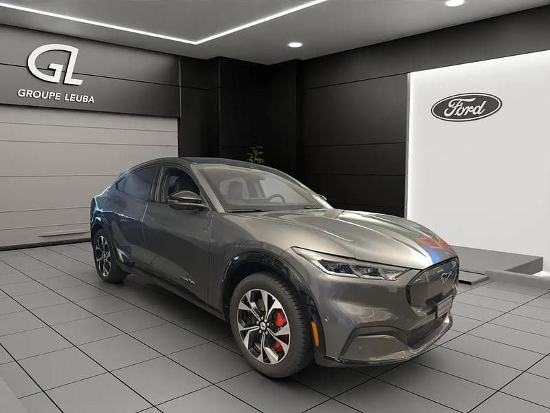 Gray Gebraucht 2025 Ford Mustang Mach-E SUV | CHF 42’850 (Fairer Preis) - Bild 1/4