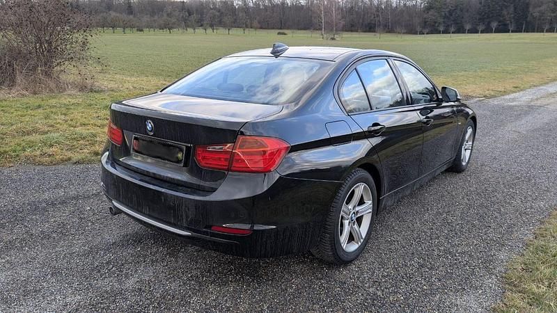 Gebraucht BMW 318 143 PS (105 kW) 2014