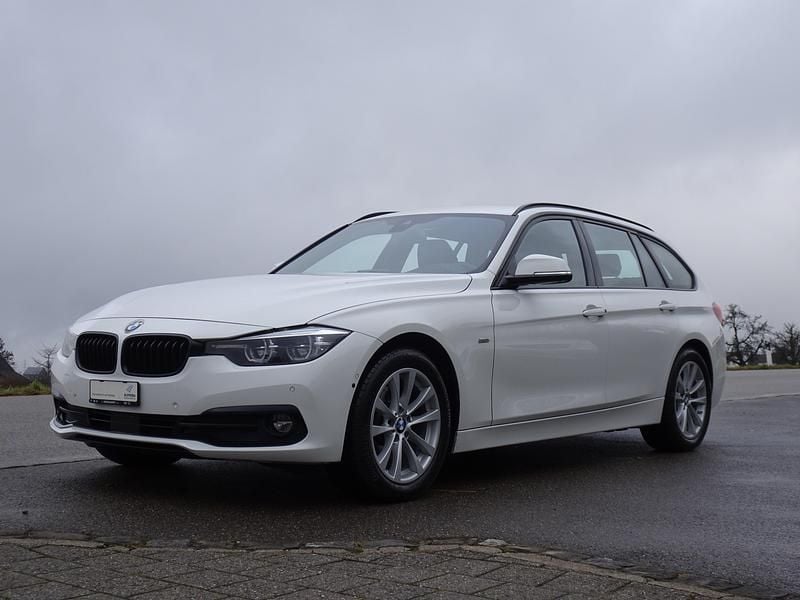 Gebraucht 2018 BMW 320 Sport Line Kombi | CHF 18’900 (Superpreis) - Bild 1/4