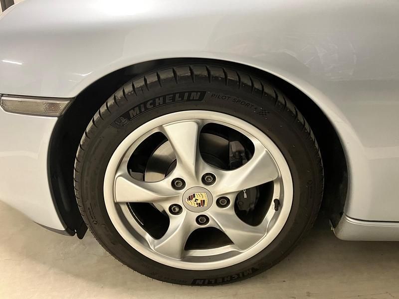 Gebraucht Porsche 718 Boxster 220 PS (161 kW) 2002 Cabrio