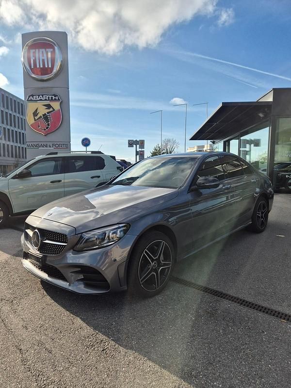 Gebraucht Mercedes C220 AMG line 194 PS (142 kW) 2019
