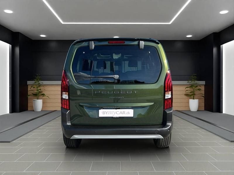 Neu Peugeot Rifter GT 130 PS (95 kW) 2025 Van / Kleinbus