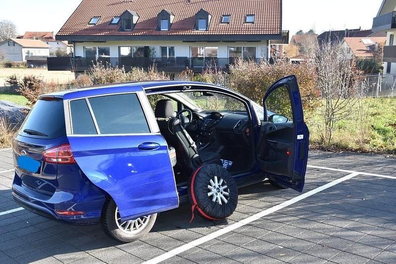 Gebraucht 2021 Ford B-MAX Titanium S Van / Kleinbus | CHF 8’500 (Superpreis) - Bild 1/4