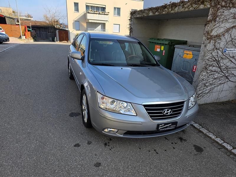 Gebraucht Hyundai Sonata Premium 250 PS (183 kW) 2010 Limousine
