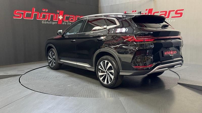 Neu BYD Seal Design 323 PS (237 kW) 2025 Kombi