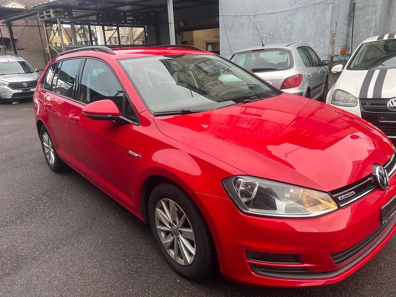 Gebraucht VW Golf VII Comfortline 110 PS (80 kW) 2015 Kombi