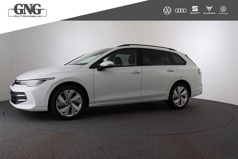 Neu VW Golf VIII Life 150 PS (110 kW) 2025 Weiss Kombi