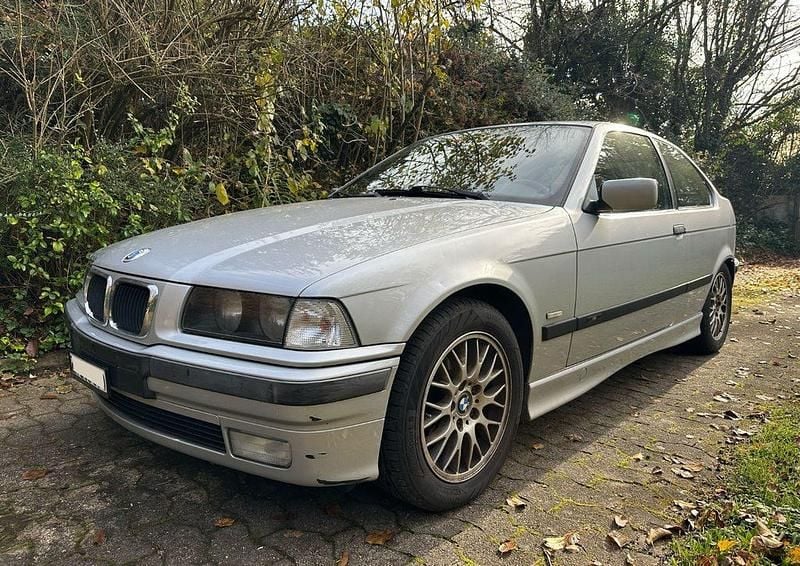 Gebraucht 2000 BMW 323 M Sport Limousine | CHF 4’100 - Bild 1/4
