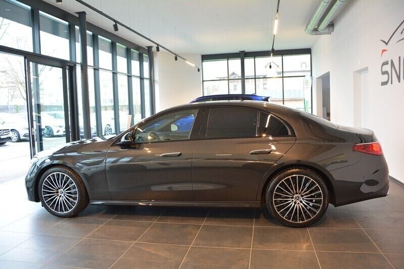 Gebraucht Mercedes E200 204 PS (150 kW) 2024 Limousine