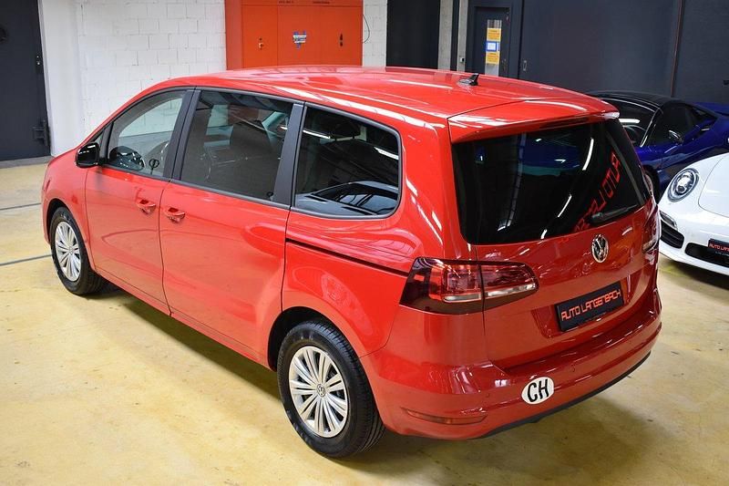 Gebraucht VW Sharan Trendline 150 PS (110 kW) 2019 Van / Kleinbus