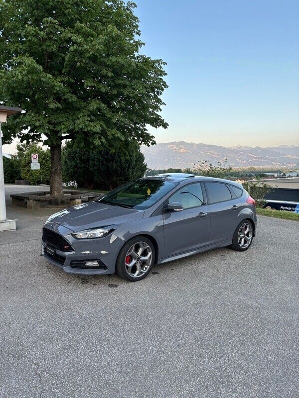 Gebraucht Ford Focus ST 250 PS (183 kW) 2017