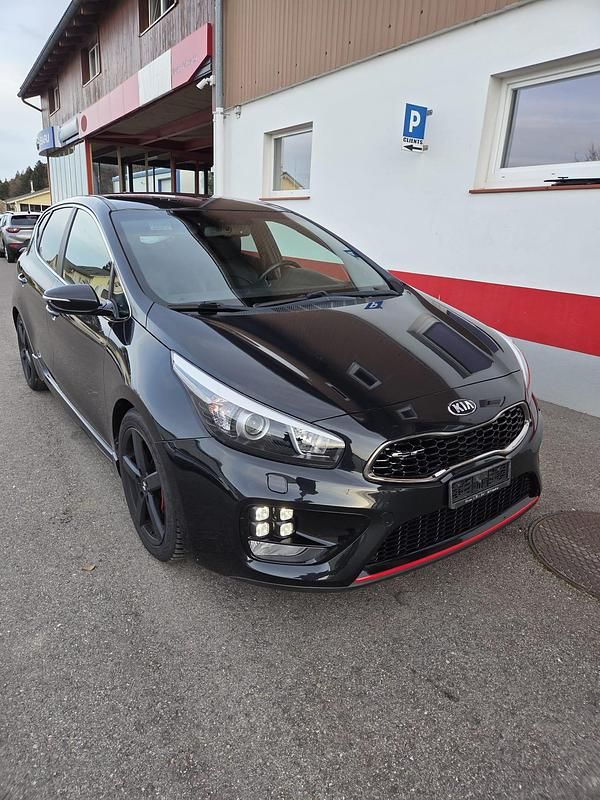 Gebraucht Kia Ceed GT Turbo 204 PS (150 kW) 2017 Schwarz Limousine