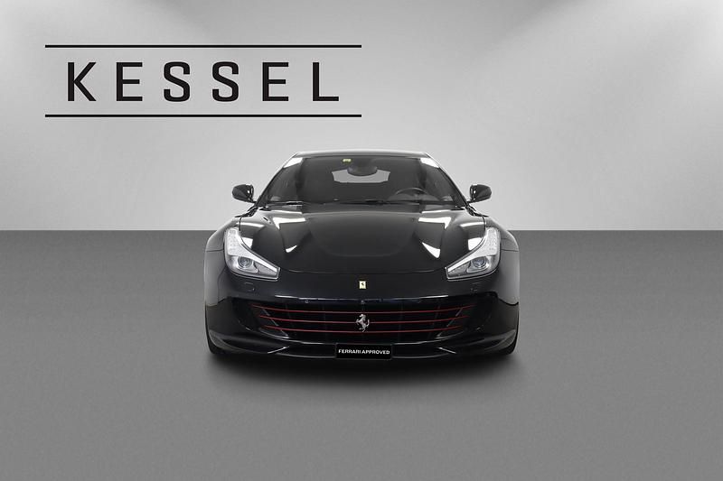 Gebraucht Ferrari GTC4Lusso 611 PS (449 kW) 2018 Schwarz Kombi