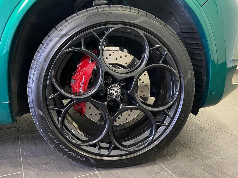 Gebraucht Alfa Romeo Stelvio Quadrifoglio 520 PS (382 kW) 2024 SUV