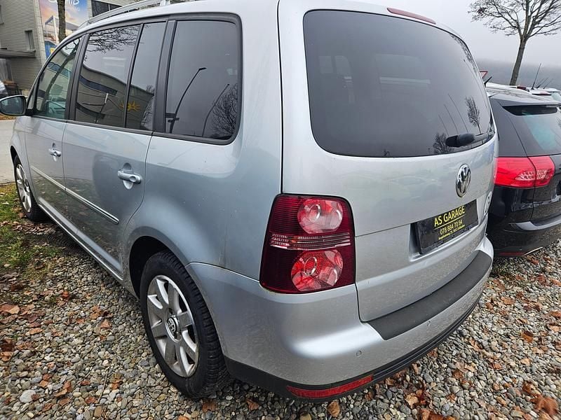 Gebraucht VW Touran Highline 140 PS (102 kW) 2009 Van / Kleinbus