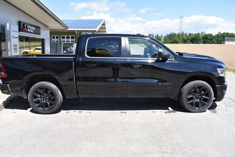 Gebraucht Dodge Ram 394 PS (289 kW) 2021 Schwarz Abholung