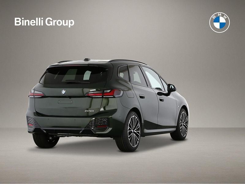 Neu BMW 220 Active Tourer Comfort Edition 170 PS (125 kW) 2025 Grün Van / Kleinbus