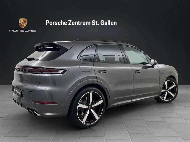 Neu Porsche Cayenne 470 PS (345 kW) 2025 SUV