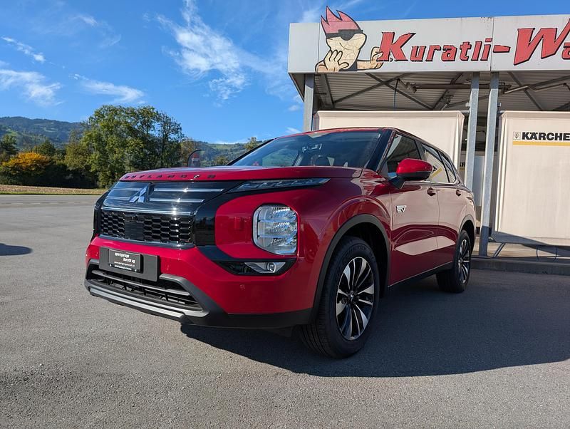 Rot Neu 2025 Mitsubishi Outlander P-HEV Edition SUV | CHF 51’800 - Bild 1/4