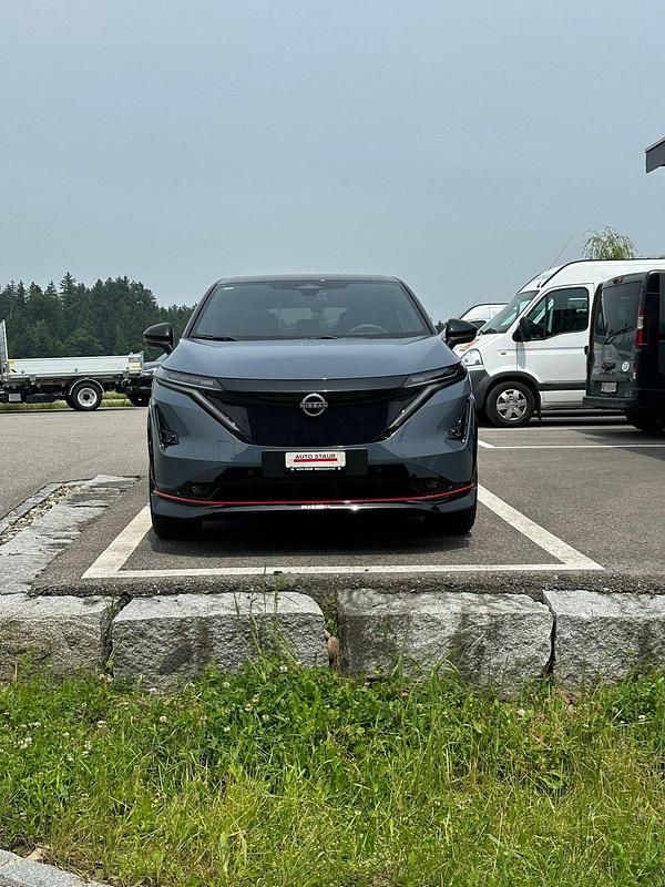 Neu Nissan Ariya Nismo 319 kW (435 PS) 2025 Grau SUV