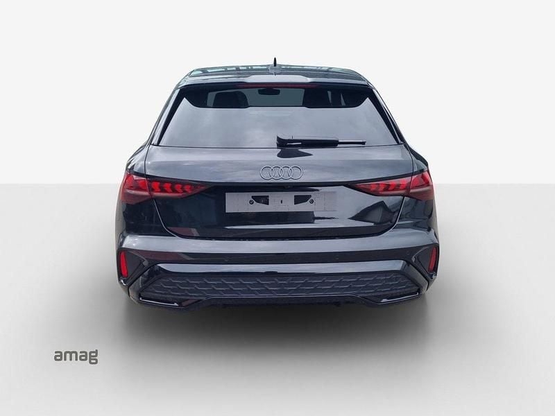 Gebraucht Audi A3 Attraction 150 PS (110 kW) 2024 Limousine