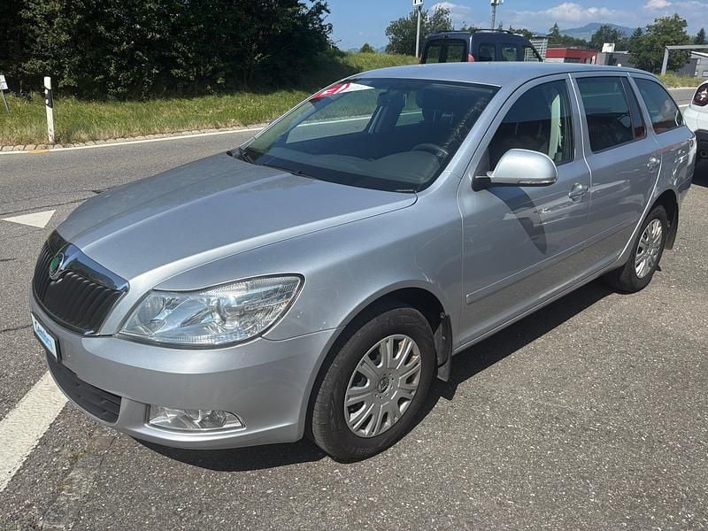 Gebraucht Skoda Octavia Ambition 140 PS (102 kW) 2013 Kombi