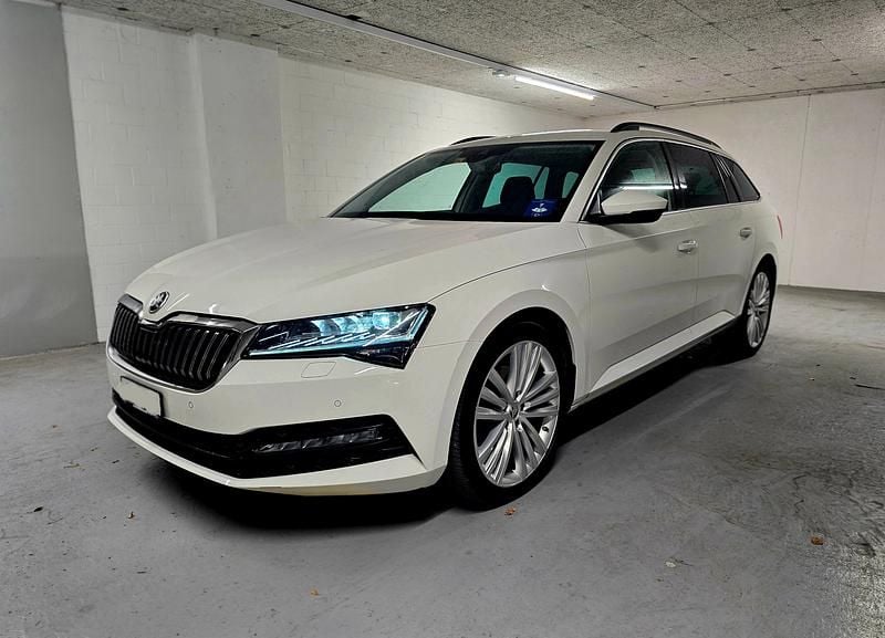 Gebraucht Skoda Superb Ambition 150 PS (110 kW) 2021 Kombi