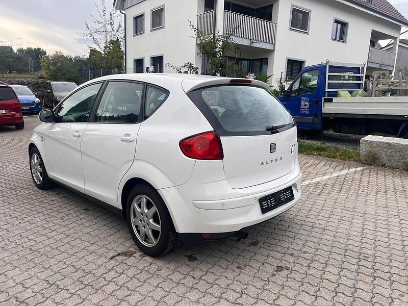 Gebraucht Seat Altea Style 160 PS (117 kW) 2010 Van / Kleinbus