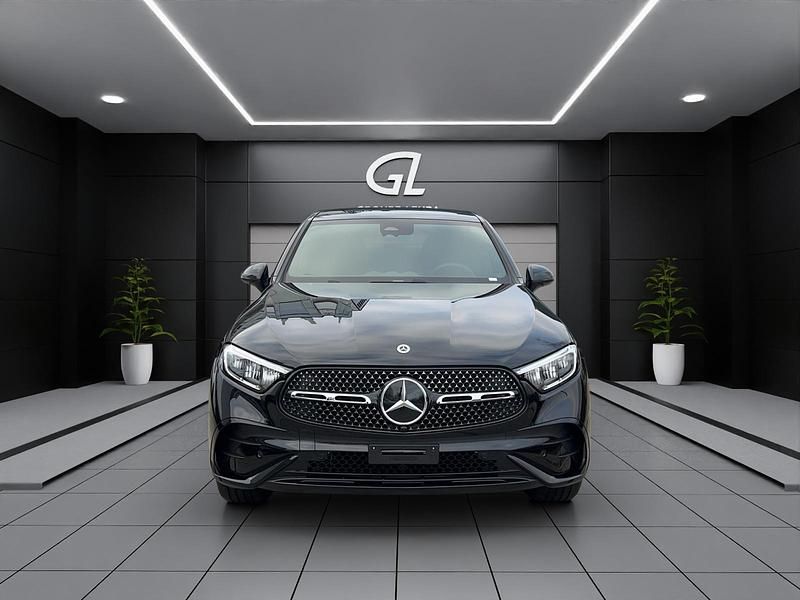 Neu Mercedes GLC220 197 PS (144 kW) 2026 Schwarz Coupé