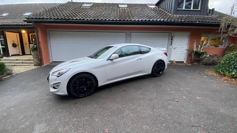Gebraucht Hyundai Genesis Turbo 275 PS (202 kW) 2014 Coupé