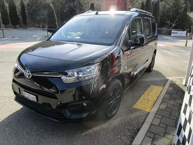 Gebraucht Toyota Proace Verso City 100 kW (136 PS) 2022 Schwarz Kombi