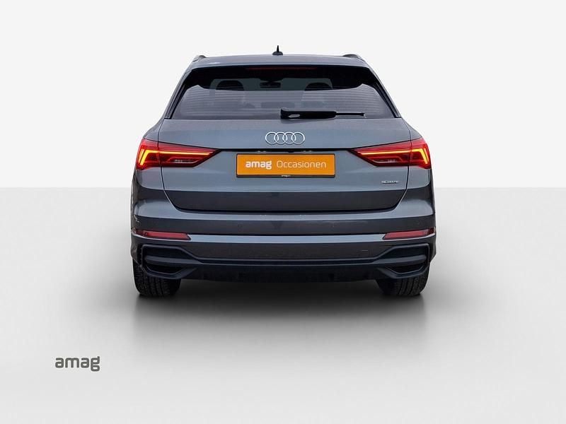 Gebraucht Audi Q3 S-Line 190 PS (139 kW) 2024 Daytonagrau perleffekt SUV