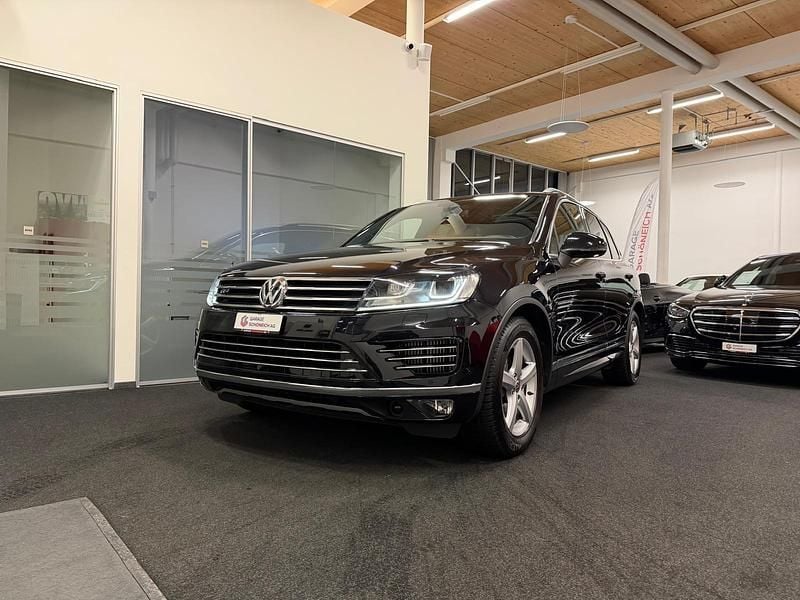 Gebraucht VW Touareg R-line 262 PS (192 kW) 2016 Schwarz SUV