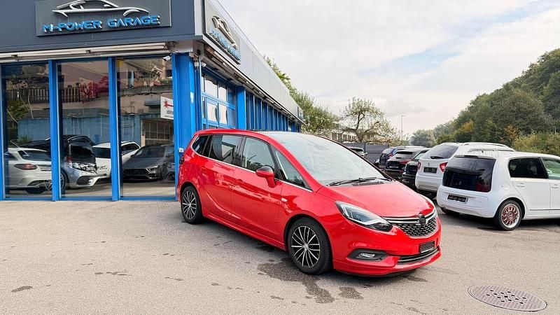 Gebraucht Opel Zafira Enjoy 200 PS (147 kW) 2018 Van / Kleinbus