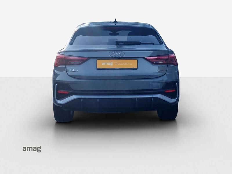 Gebraucht Audi Q3 Sportback Attraction 200 PS (147 kW) 2020 Chronosgrau metallic SUV
