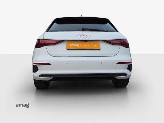 Gebraucht Audi A3 Attraction 150 PS (110 kW) 2021 Ibisweiss Limousine