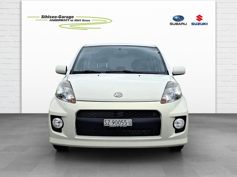 Weiss Gebraucht 2009 Daihatsu Sirion Kleinwagen | CHF 4’900 (Fairer Preis) - Bild 1/4