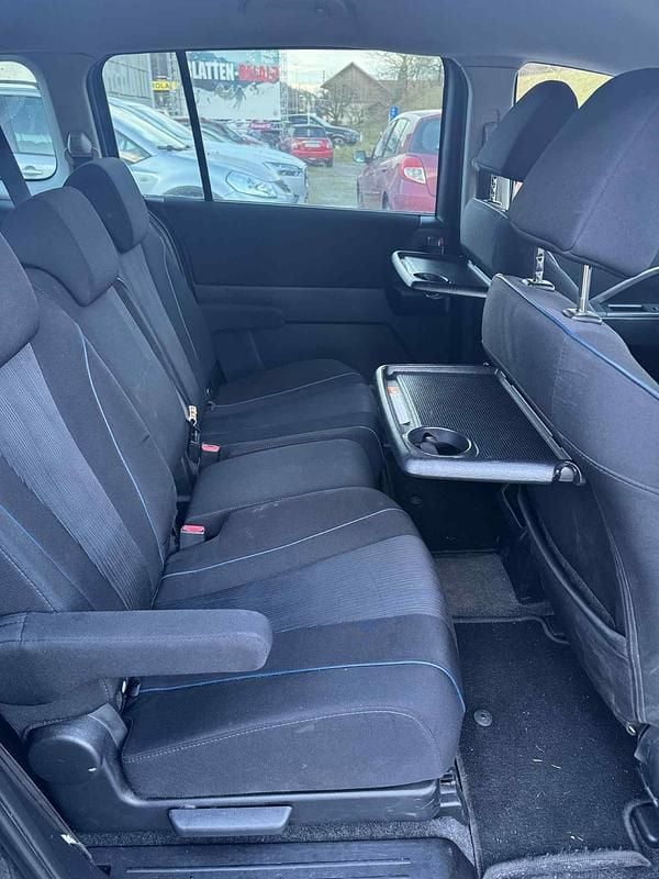 Gebraucht Mazda 5 115 PS (84 kW) 2012 Van / Kleinbus