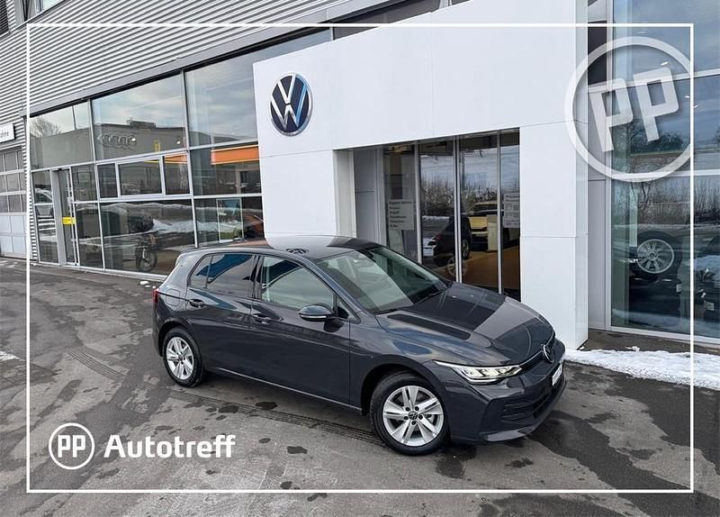 Neu VW Golf Basis 115 PS (84 kW) 2026 Grau Limousine