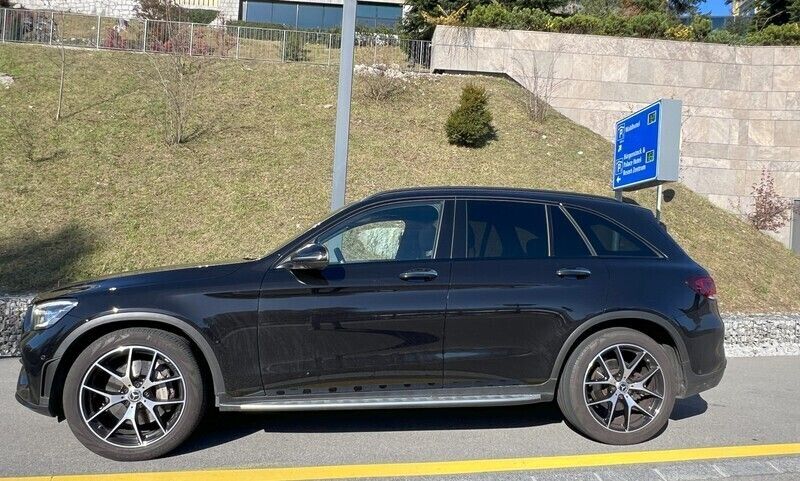 Gebraucht Mercedes GLC300e AMG line 258 PS (189 kW) 2019